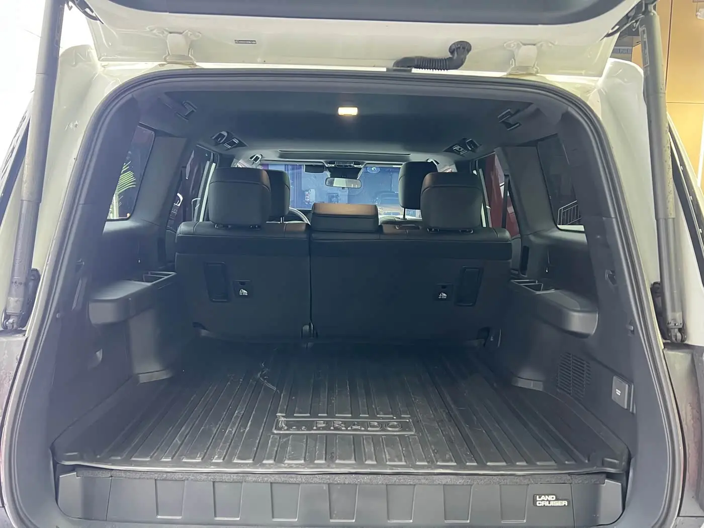 Toyota Prado 2026 — Şəkil 15/18