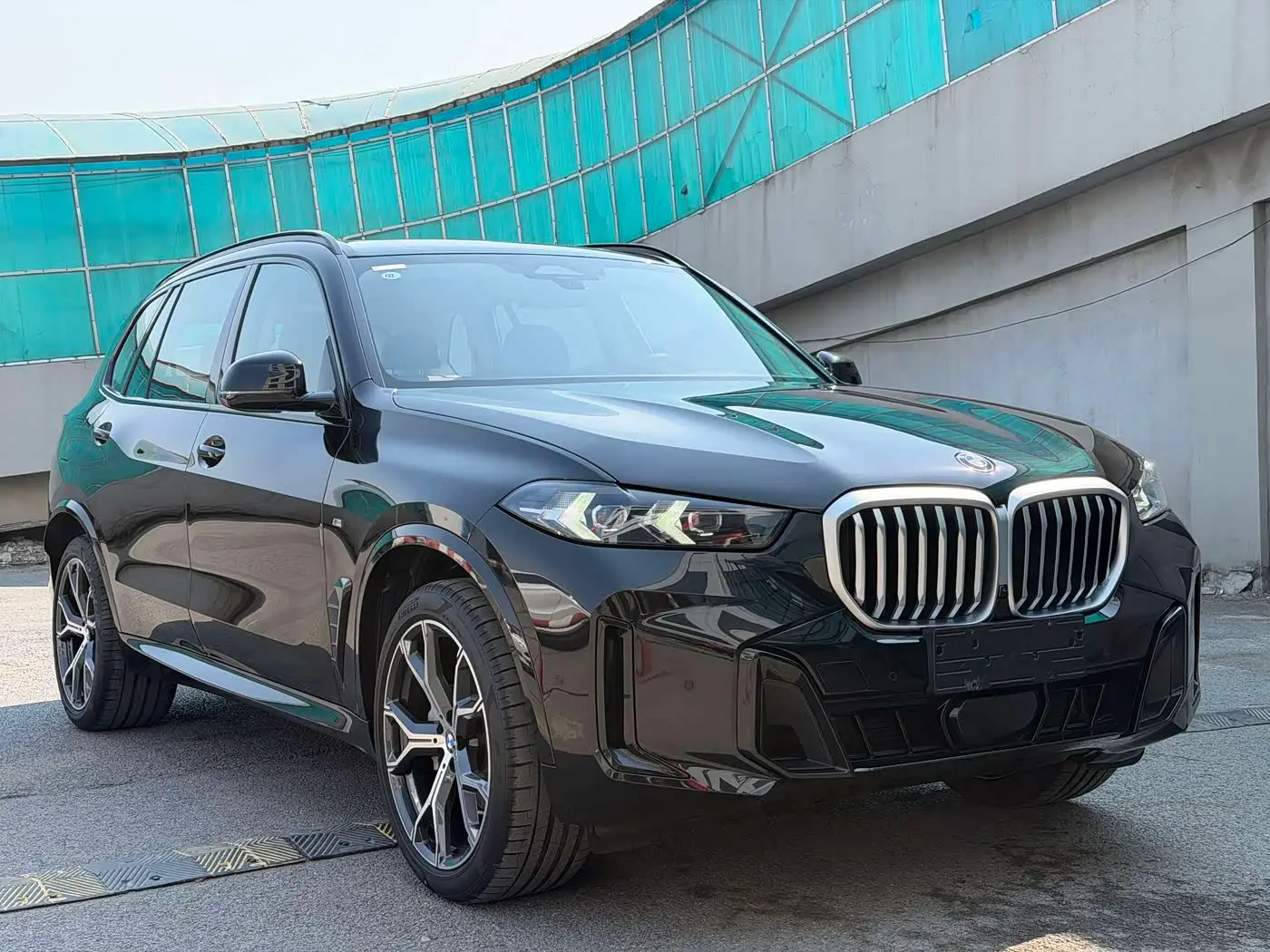 BMW X5 2025 — Photo 3/18