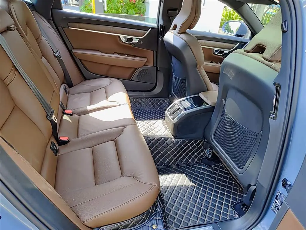 Volvo S90 2021 — Photo 11/11