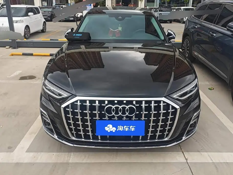 Audi A8 2023 — Photo 2/16