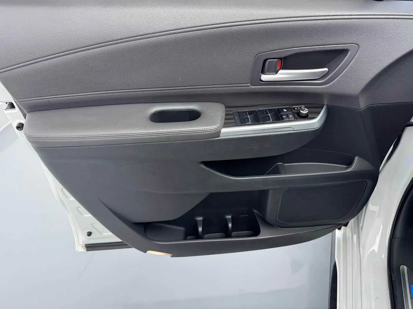 Toyota Sienna 2022 — Photo 5/16