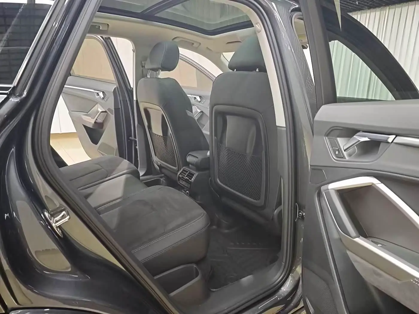 Audi Q3 2023 — Photo 10/18