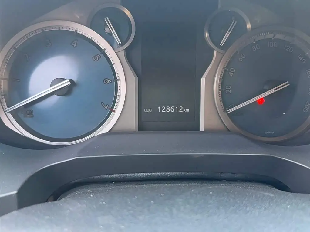 Toyota Prado 2018 — Photo 13/13