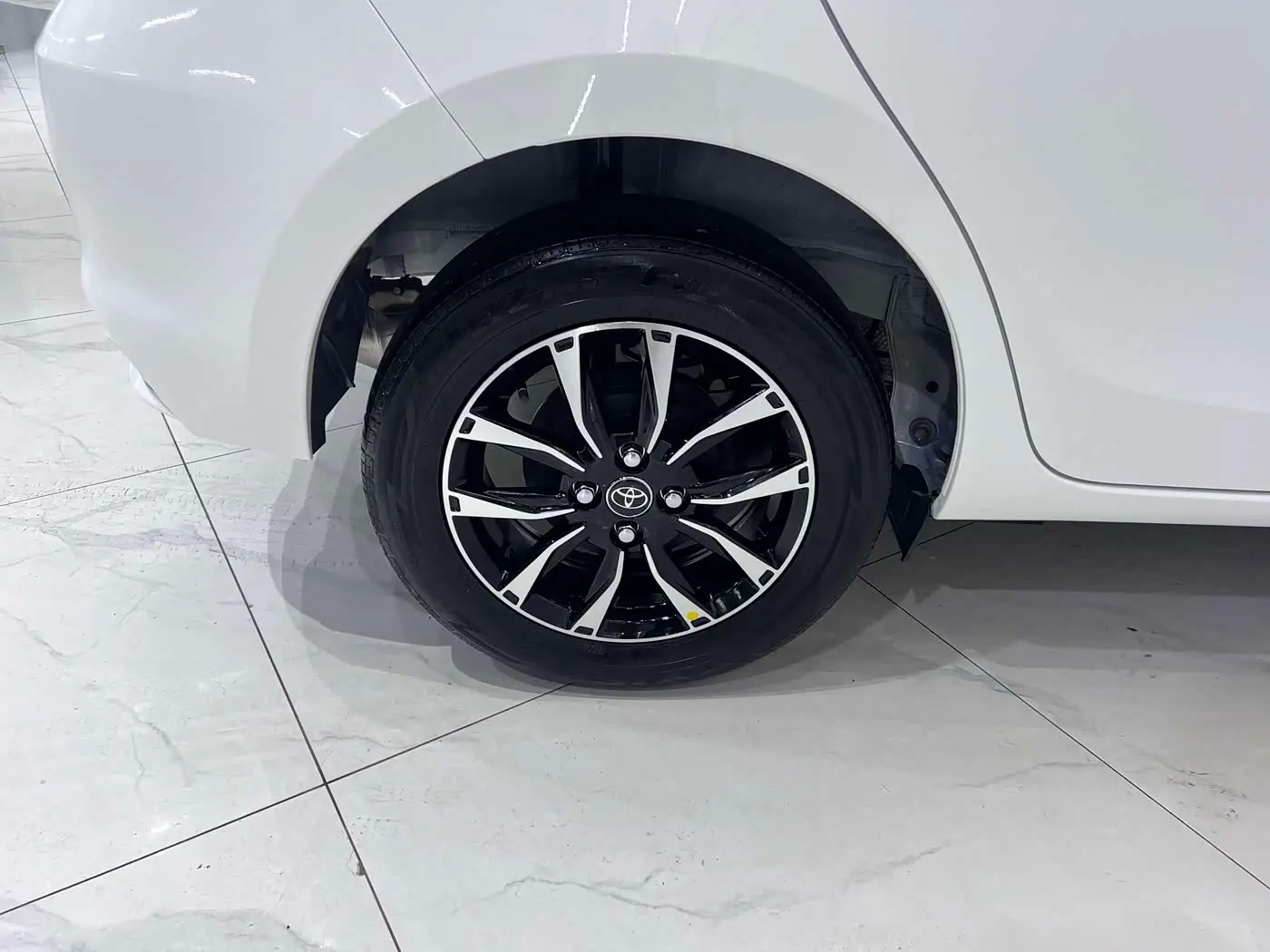 Toyota Vios FS 2023 — Фото 17/19