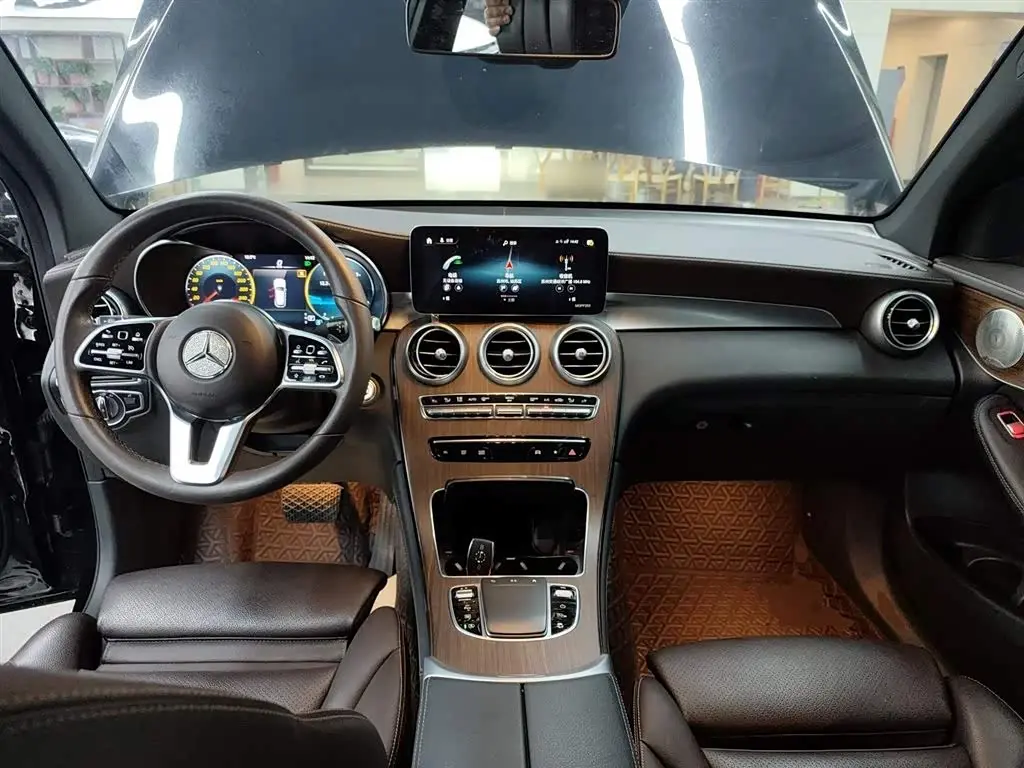 Mercedes-Benz GLC 2022 — Şəkil 10/20