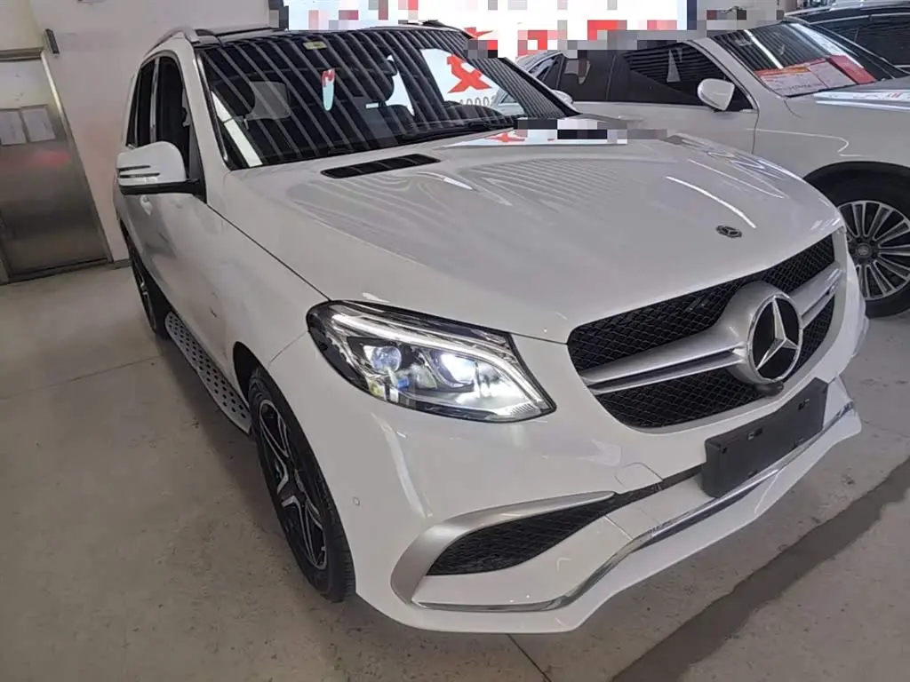 Mercedes-Benz GLE 2019 — Photo 4/20