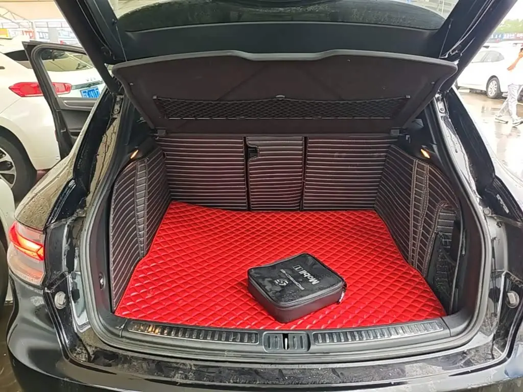 Porsche Macan 2019 — Şəkil 19/20