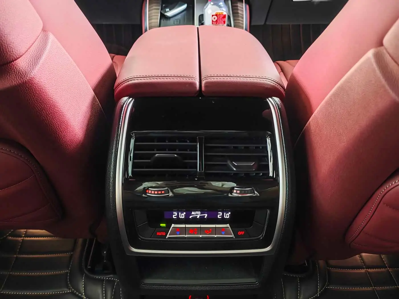 BMW X5 2025 — Photo 10/15