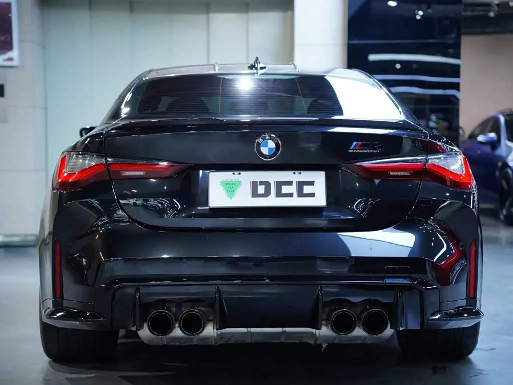 BMW M4 2022 — Şəkil 13/20