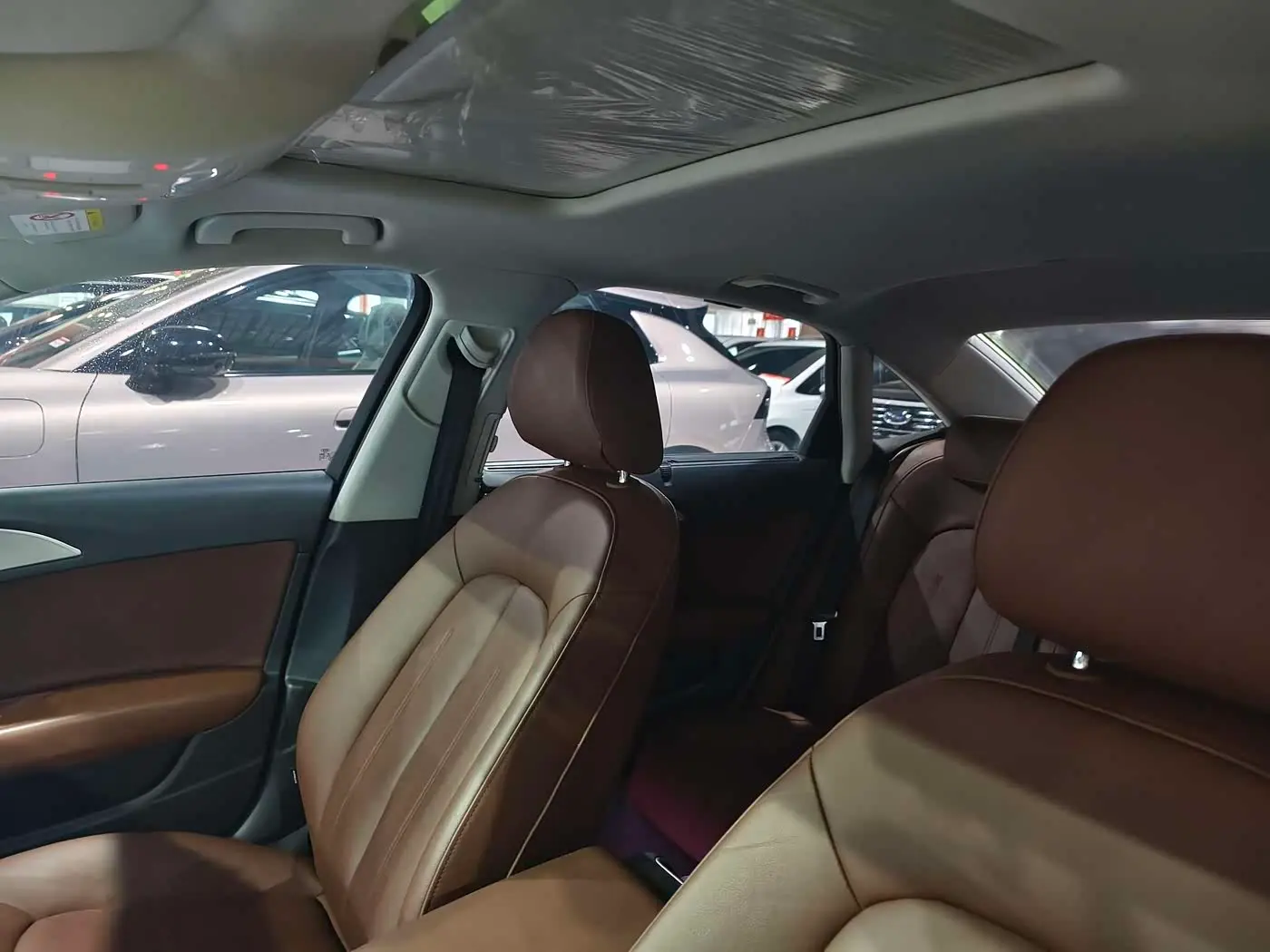 Audi A6L 2016 — Photo 8/15