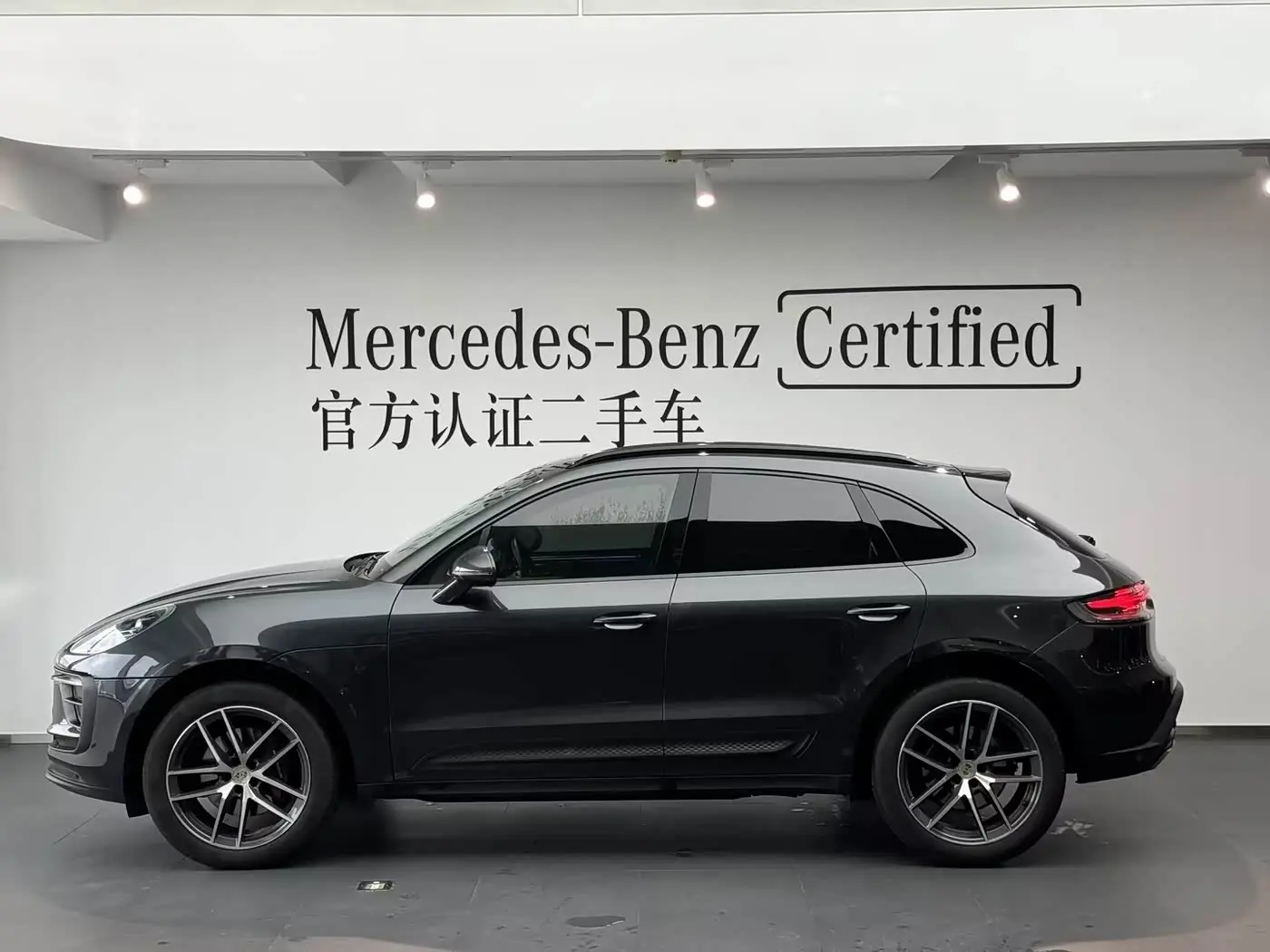 Porsche Macan 2023 — Photo 6/20