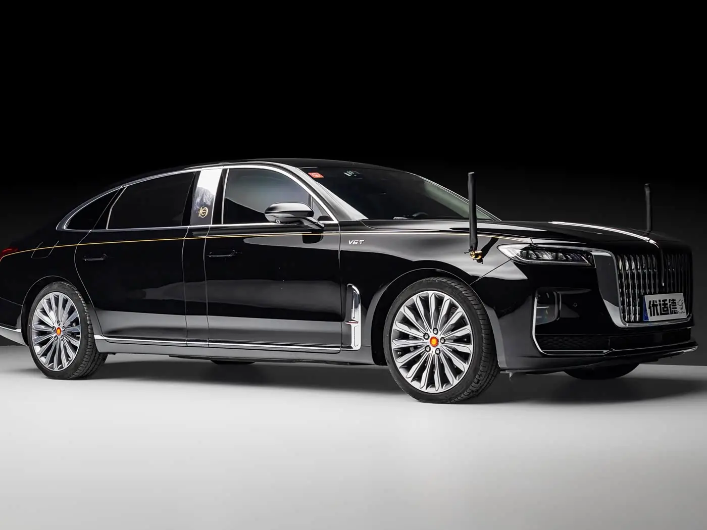 Hongqi H9 2022 — Şəkil 7/20