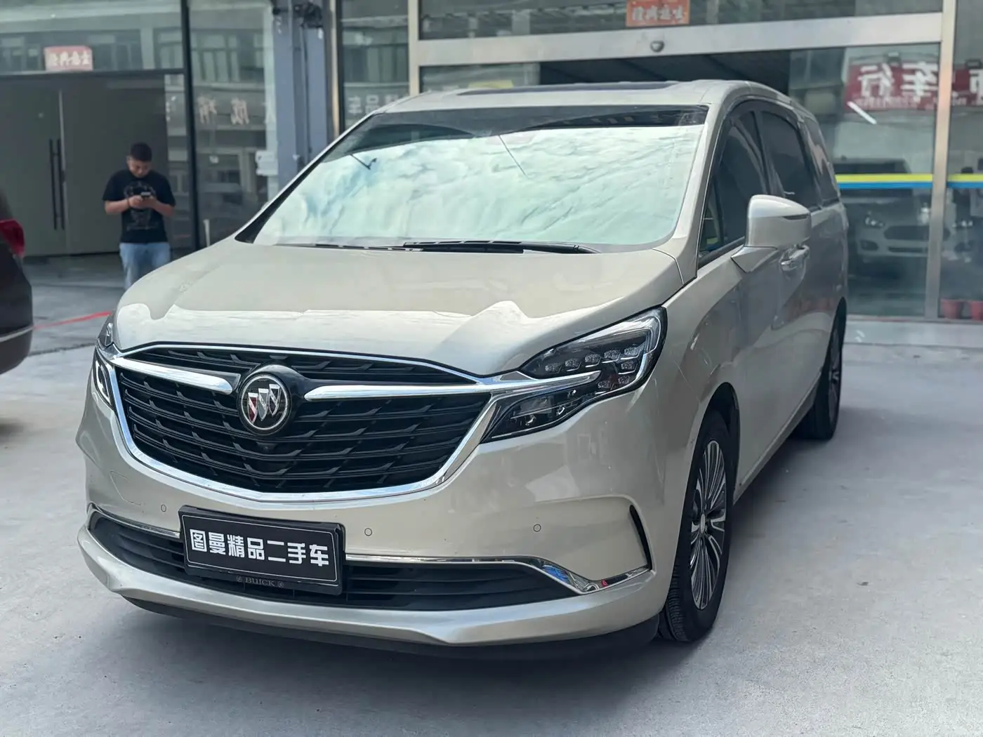 Buick GL8, 2020