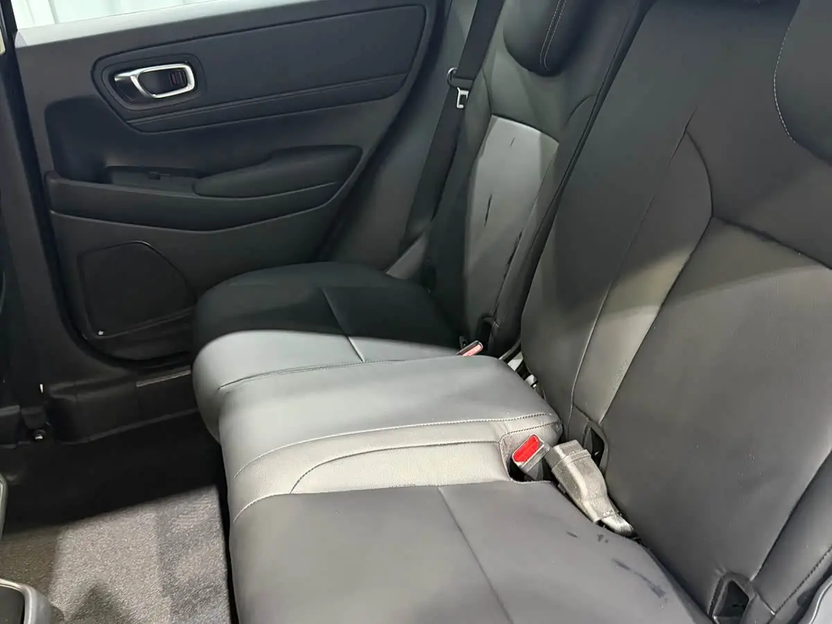Honda Vezel 2023 — Şəkil 11/16