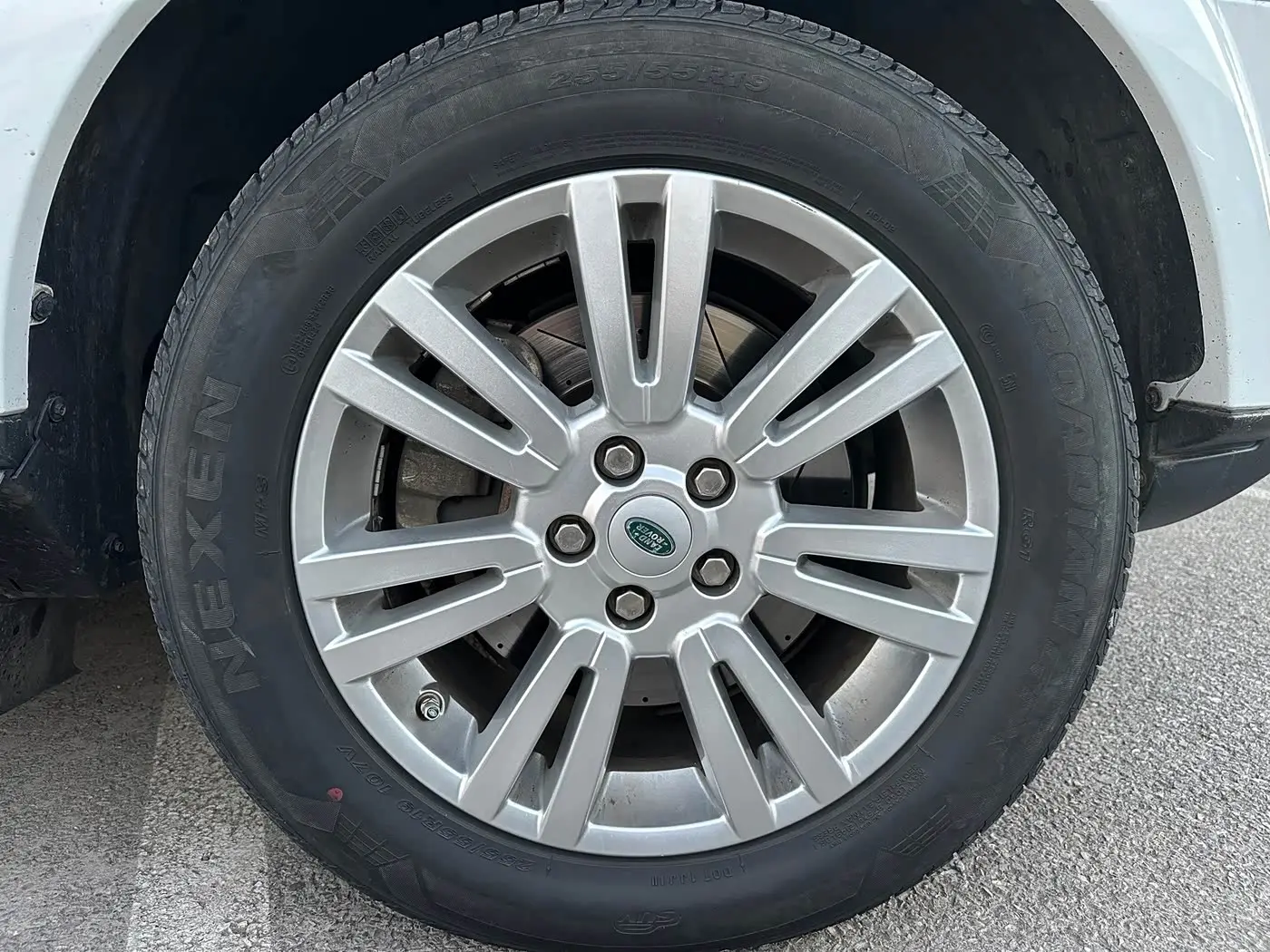 Land Rover Discovery 2015 — Şəkil 16/16