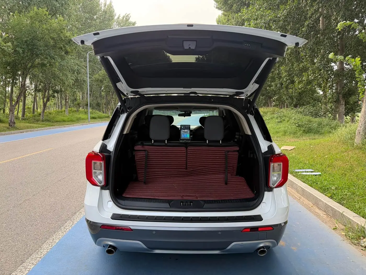 Ford Explorer 2021 — Şəkil 14/18