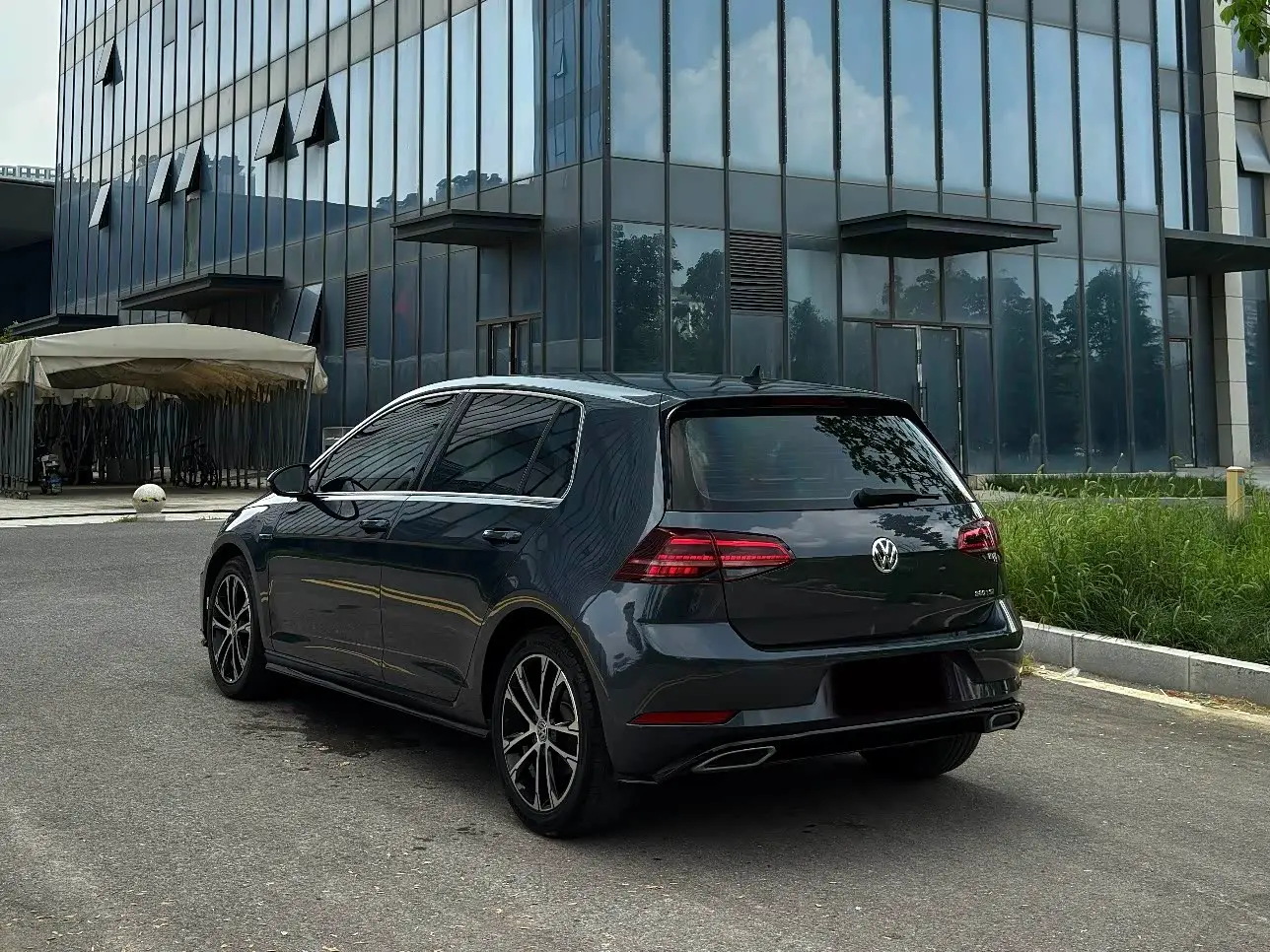 Volkswagen Golf 2020 — Photo 9/9