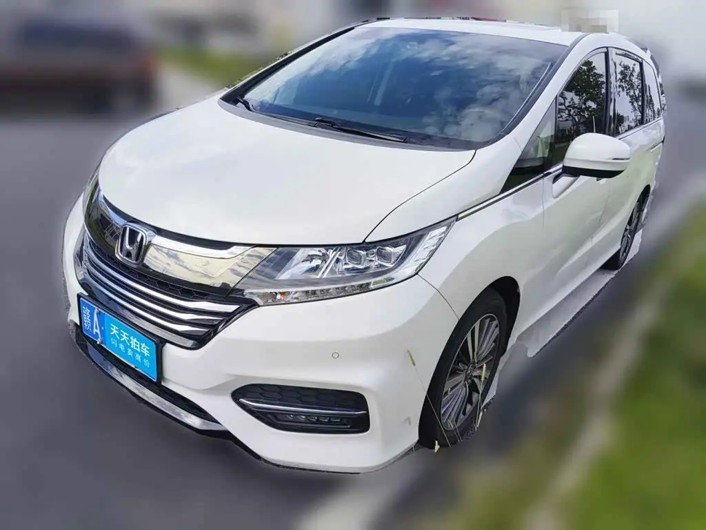 Honda Odyssey 2019 — Photo 1/13
