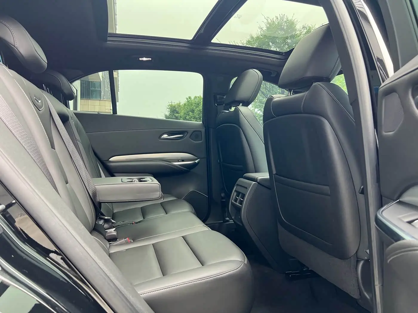Cadillac XT4 2021 — Фото 13/17