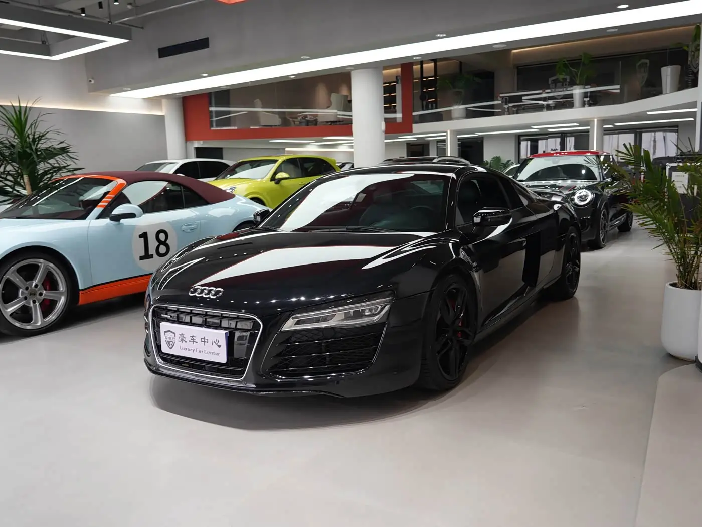 Audi R8 2014 — Şəkil 1/14