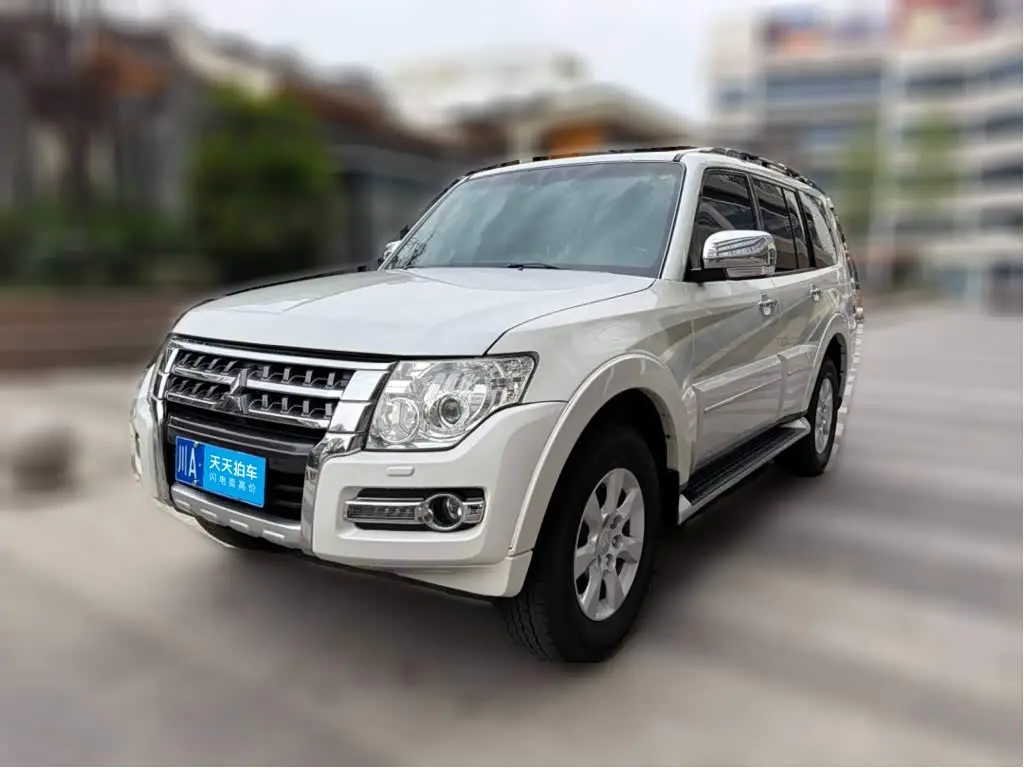 Mitsubishi Pajero 2020 — Şəkil 1/4