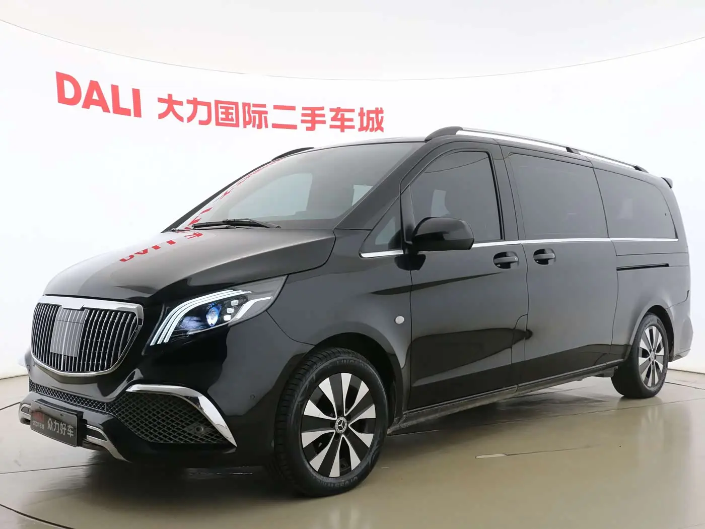 Mercedes-Benz Vito 2023 — Photo 1/17