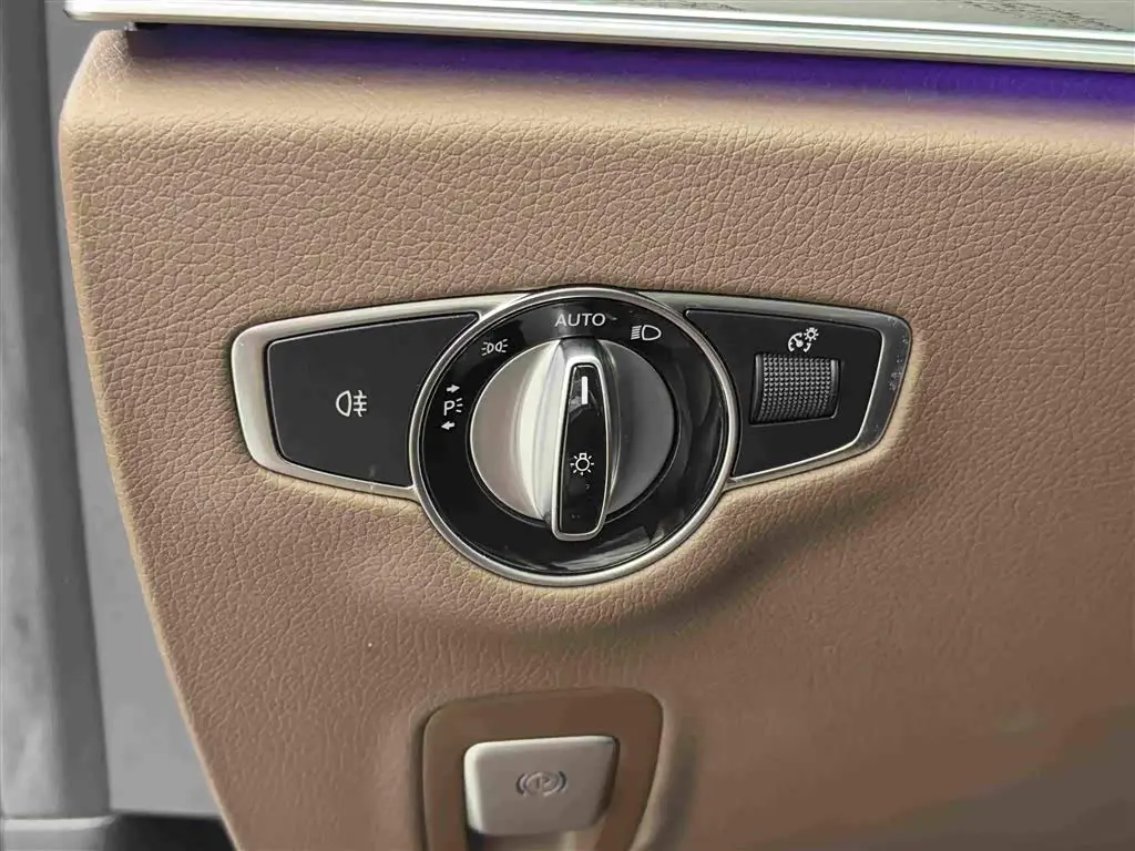 Mercedes-Benz E-Class New Energy 2022 — Photo 16/18