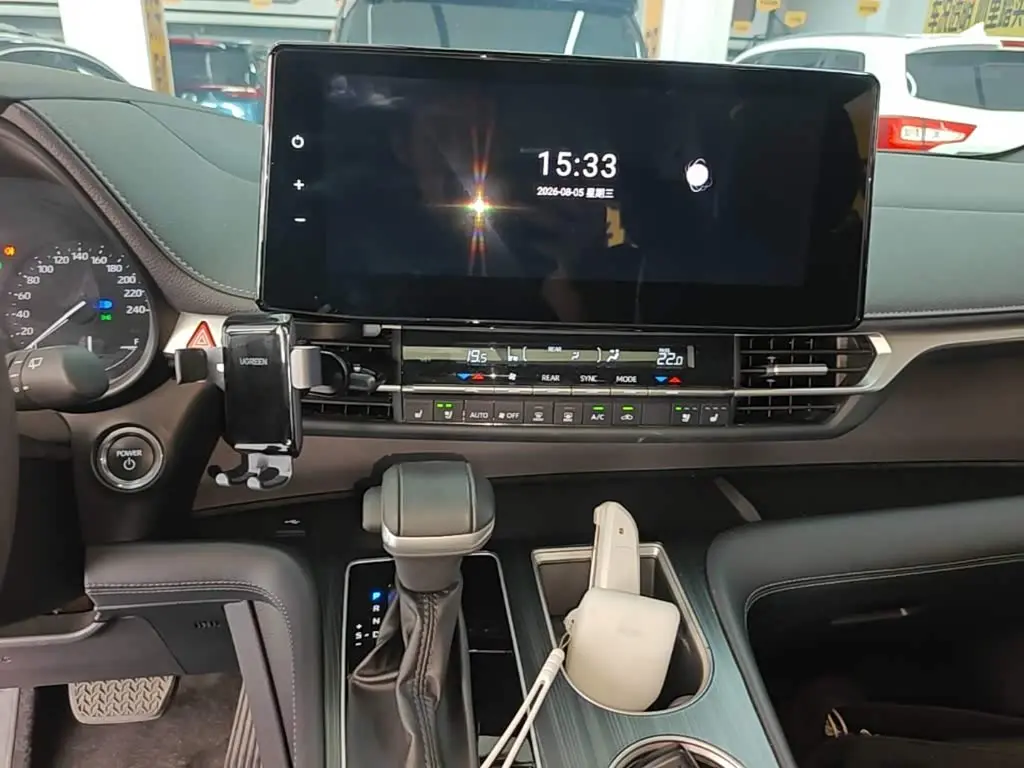 Toyota Sienna 2024 — Photo 9/20