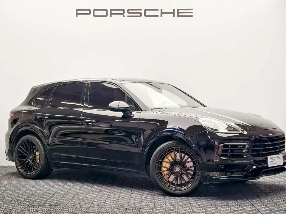 Porsche Cayenne 2021 — Фото 3/13