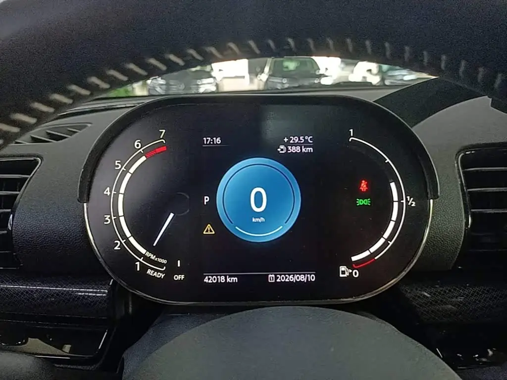 MINI CLUBMAN 2022 — Photo 12/20