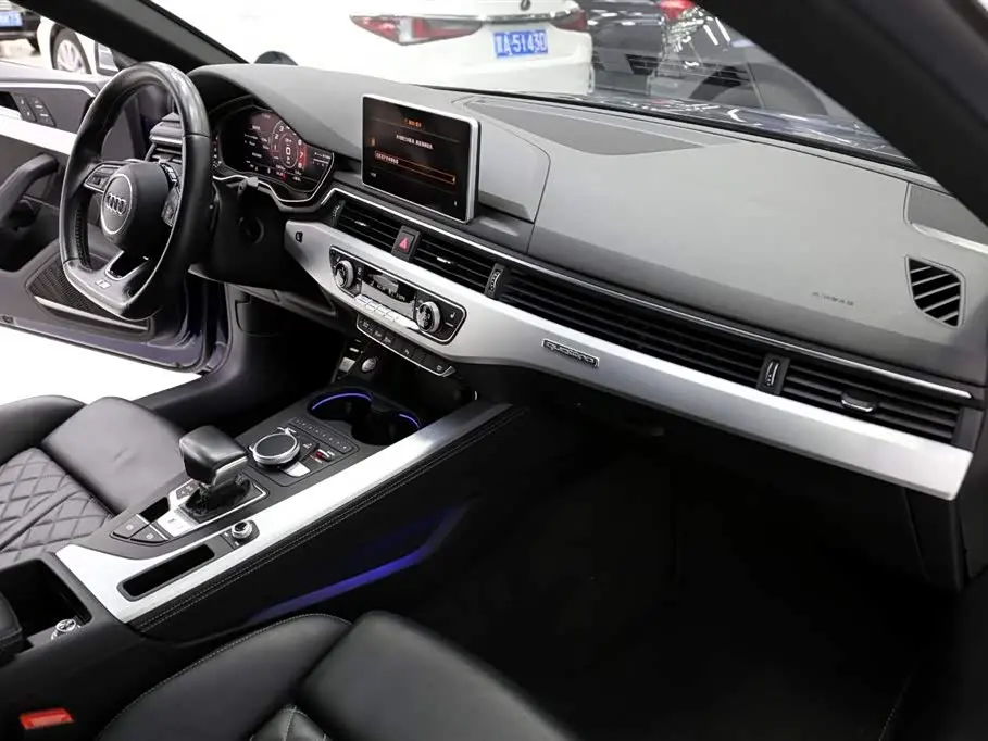 Audi S5 2019 — Фото 18/20