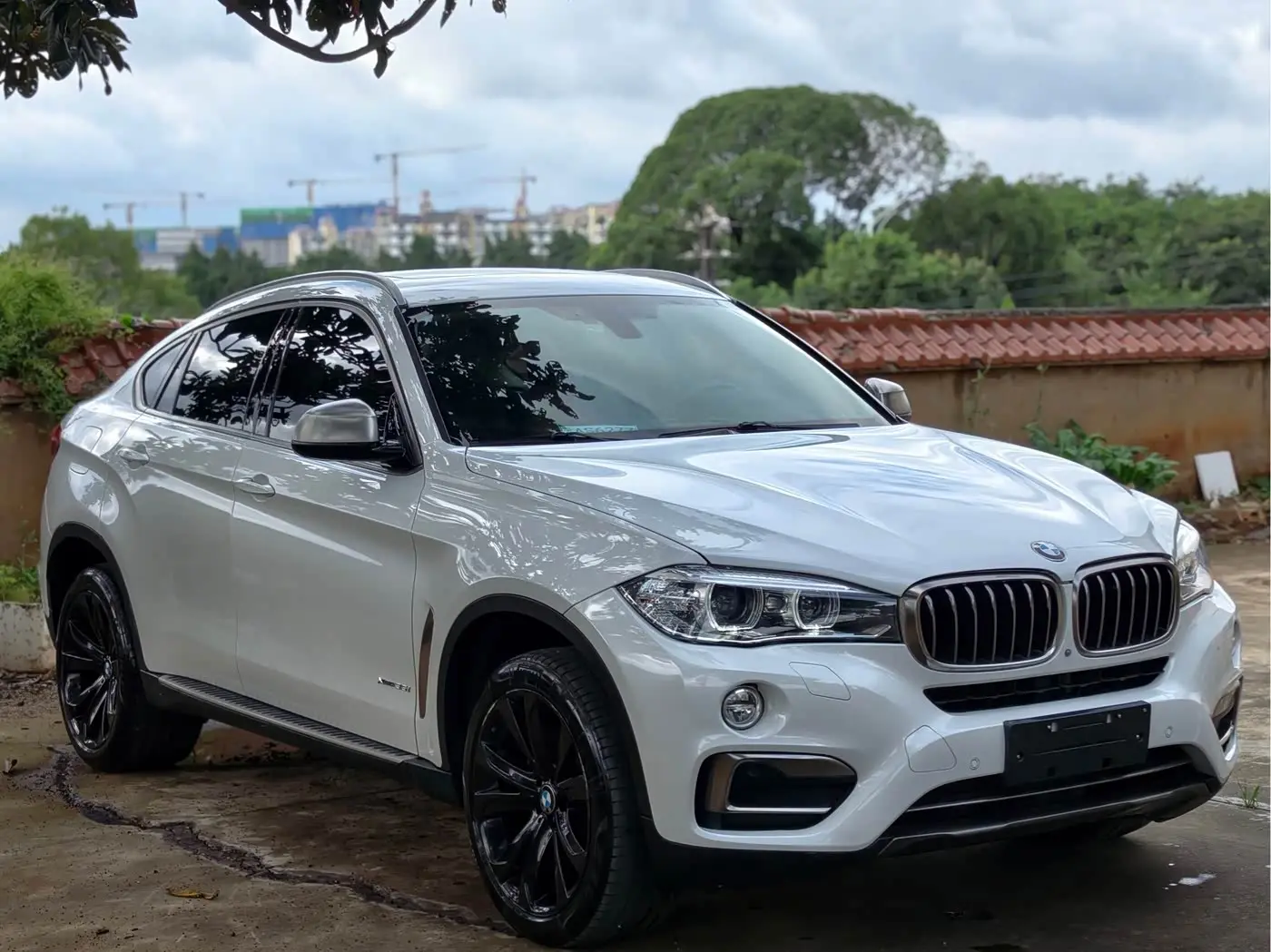 BMW X6 2019 — Photo 3/9