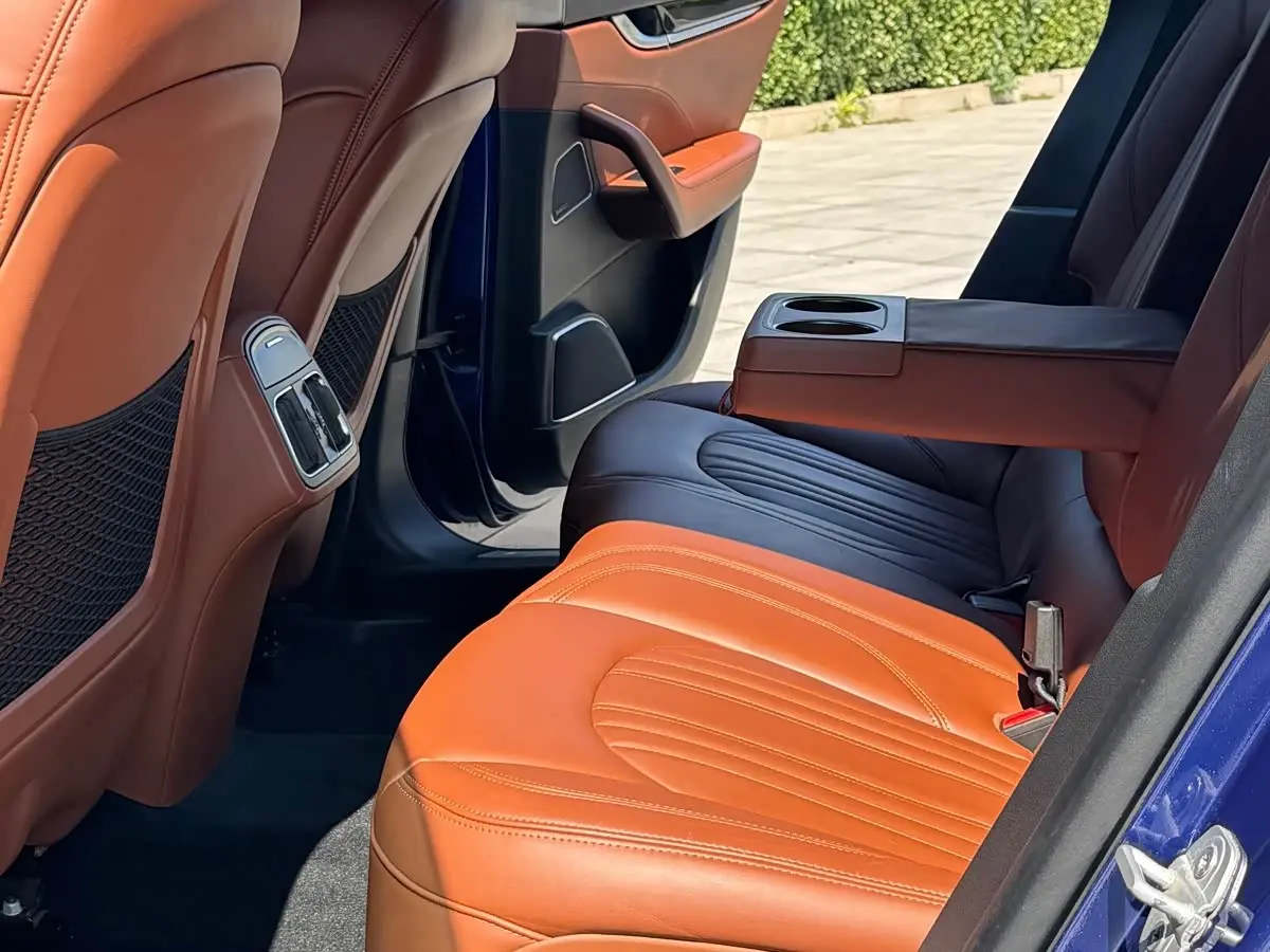 Maserati Levante 2017 — Şəkil 9/13