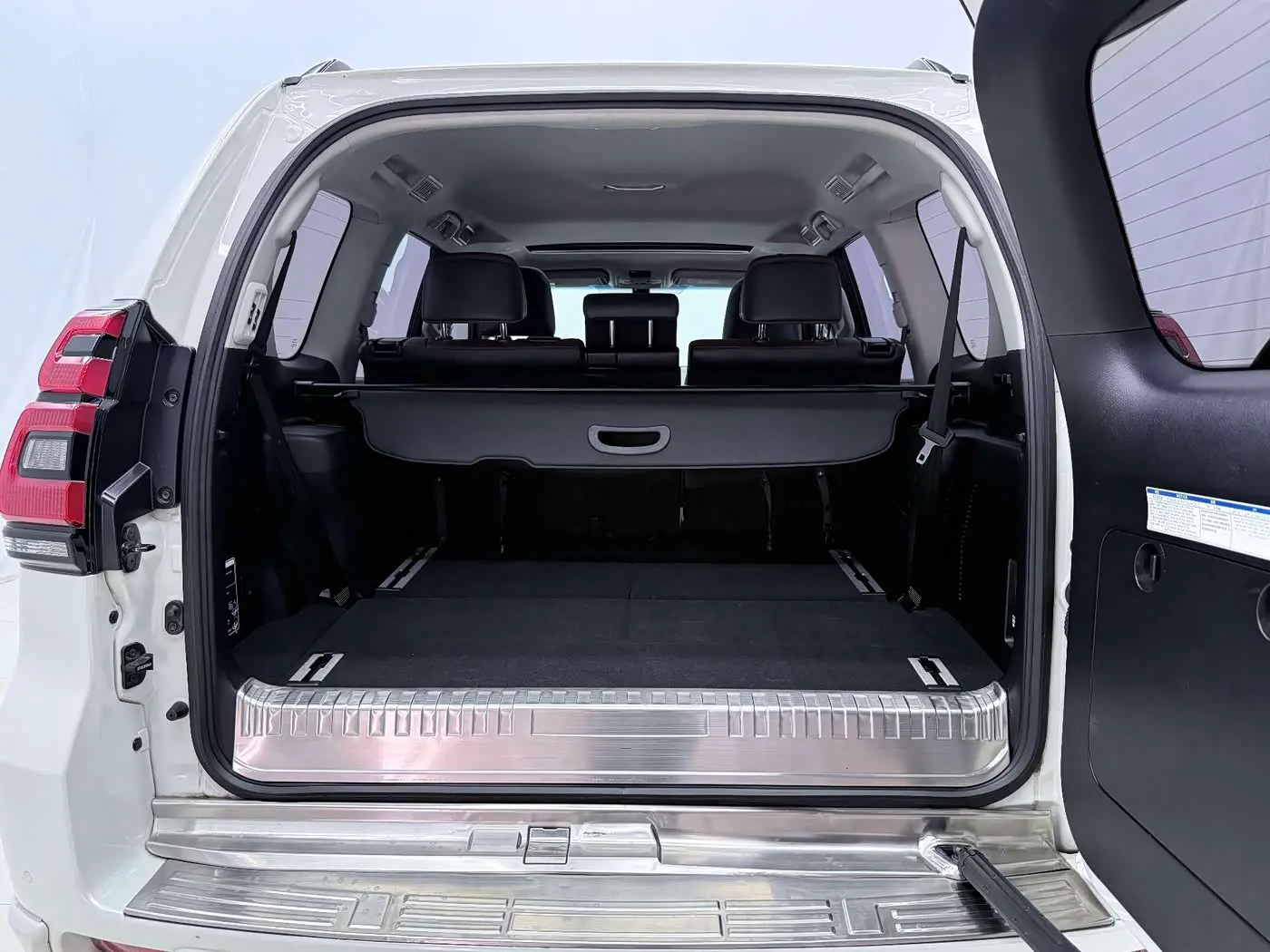 Toyota Prado 2020 — Photo 15/18