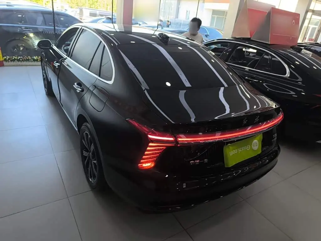 Hongqi H5 PHEV 2026 — Şəkil 5/20