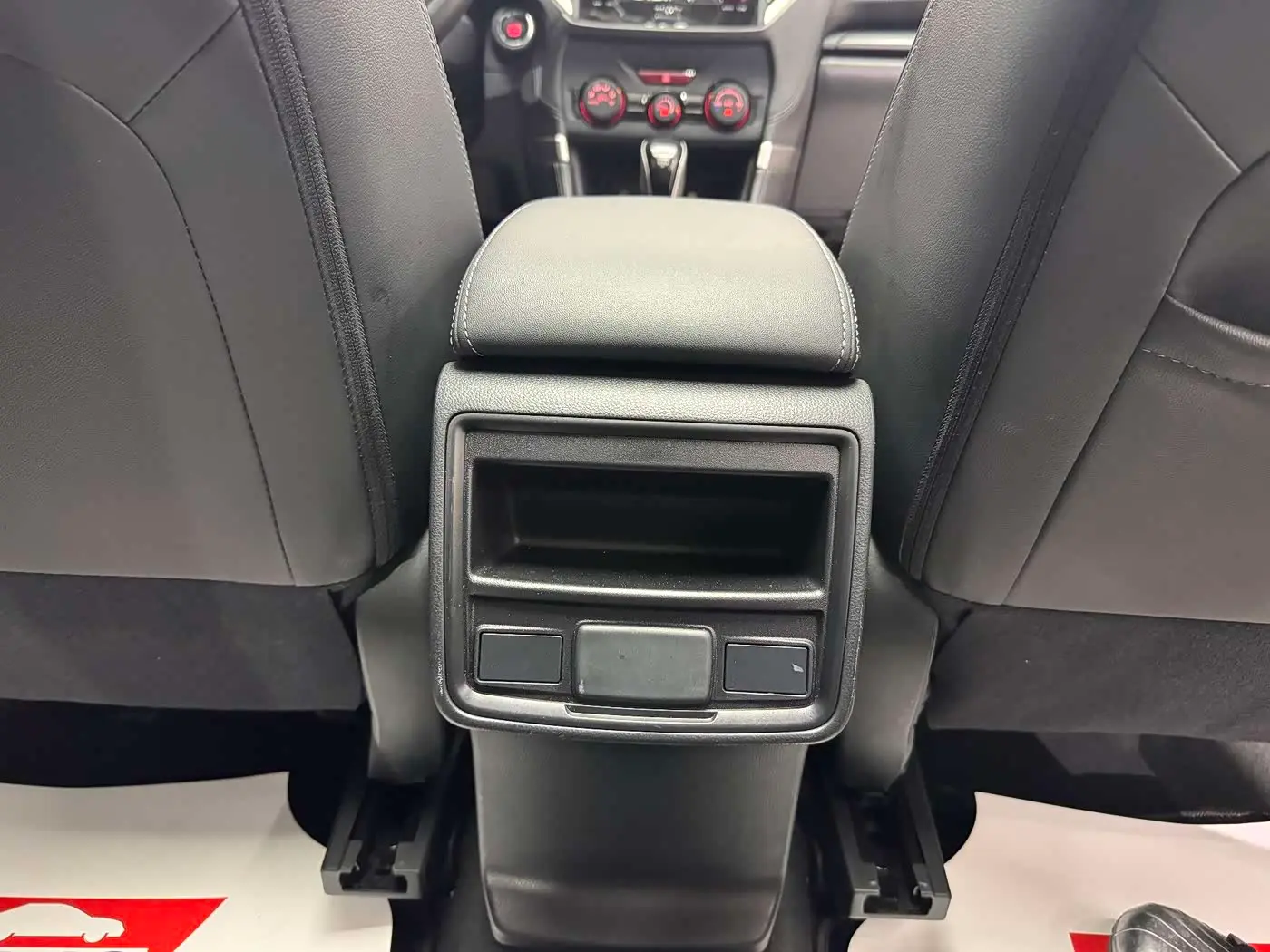 Subaru Forester 2019 — Şəkil 19/20