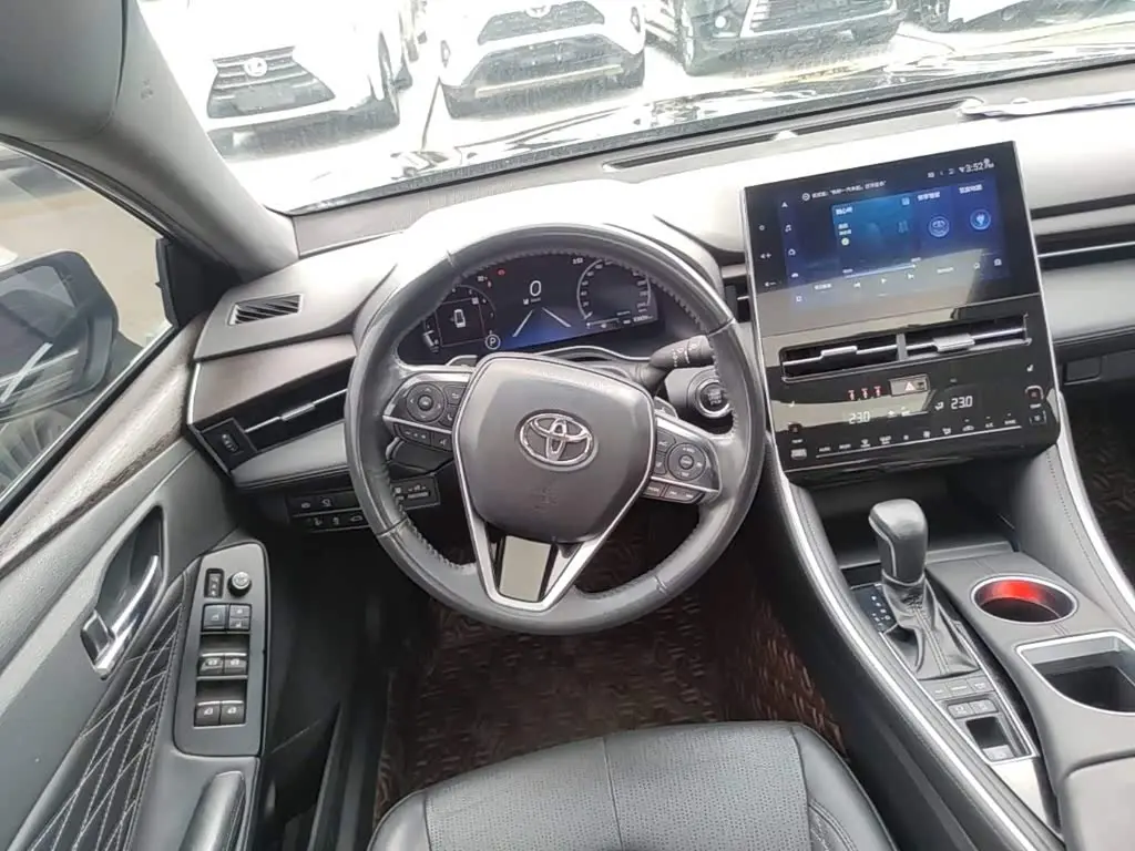 Toyota Avalon 2022 — Фото 11/20