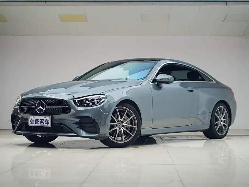 Mercedes-Benz E-Class 2023 — Photo 1/14