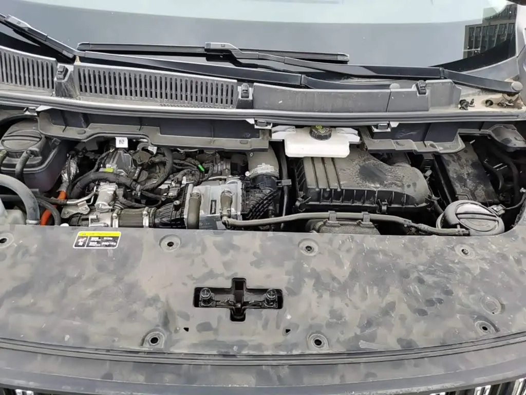 Hongqi HQ9 PHEV 2024 — Şəkil 20/20