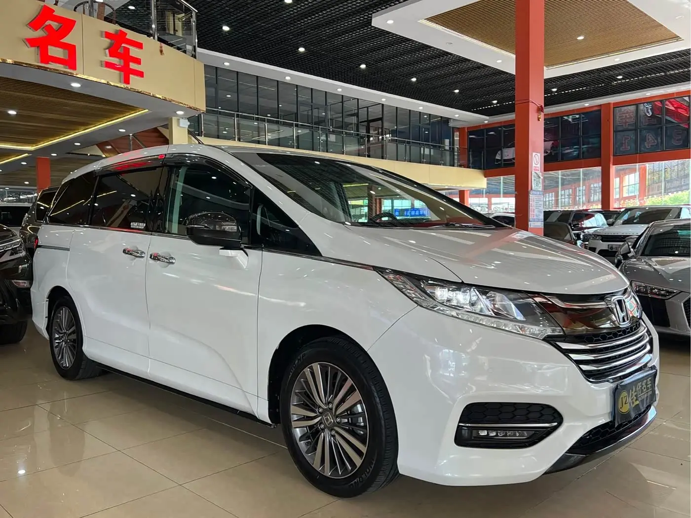 Honda Odyssey 2018 — Şəkil 3/14