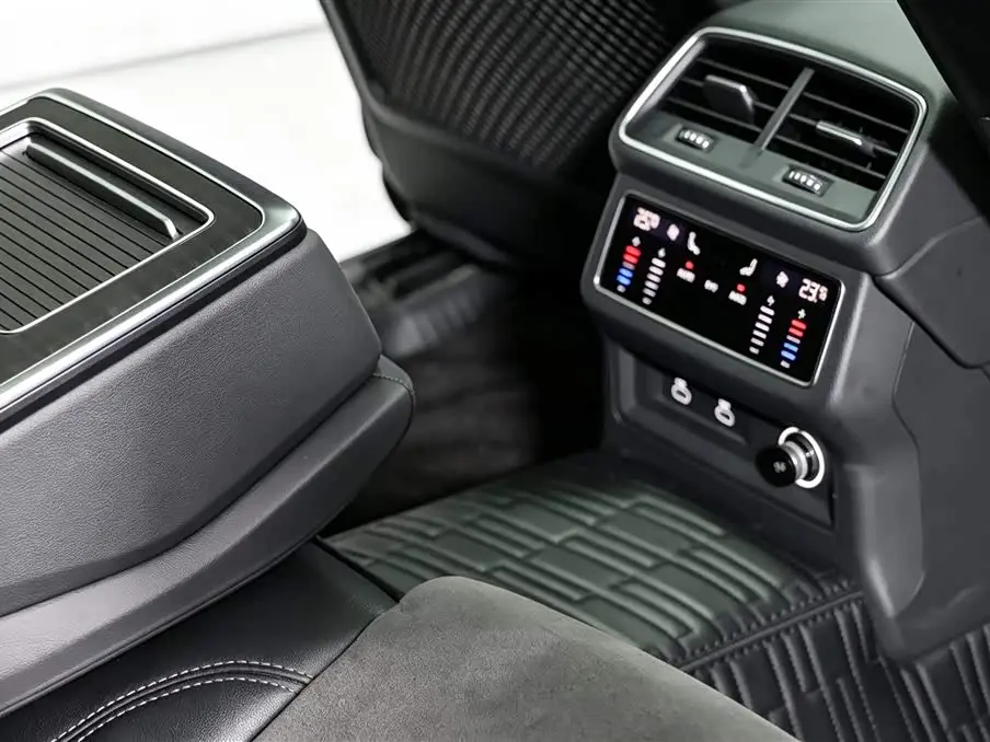 Audi A6L 2025 — ფოტო 12/20