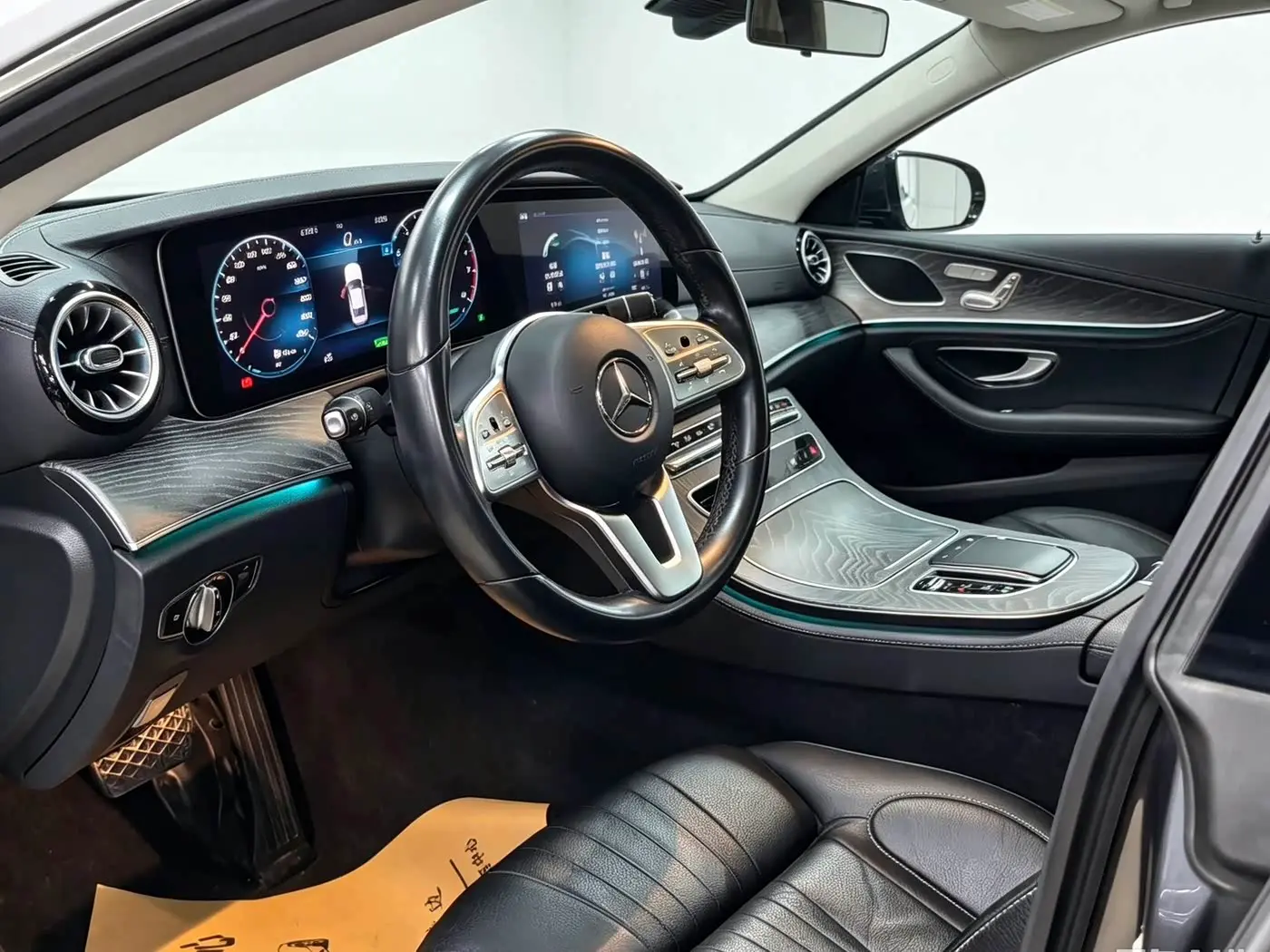 Mercedes-Benz CLS 2020 — Photo 4/9