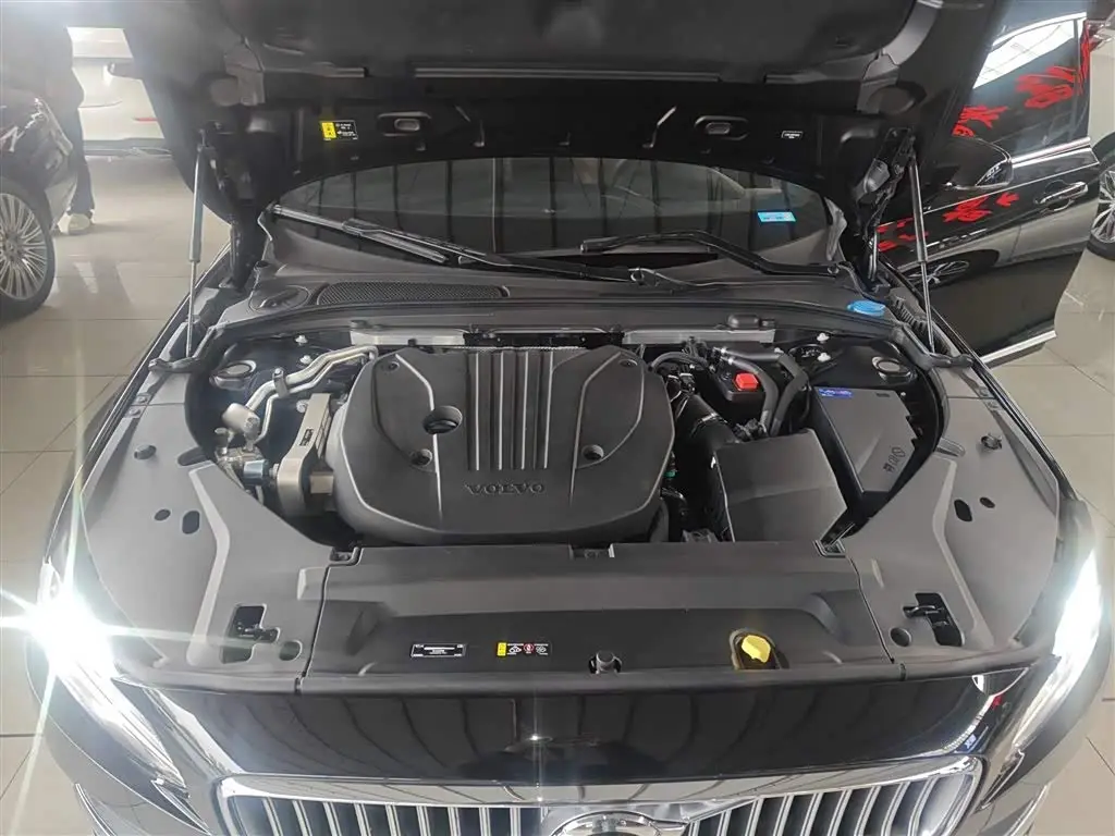 Volvo S90 2024 — Photo 20/20
