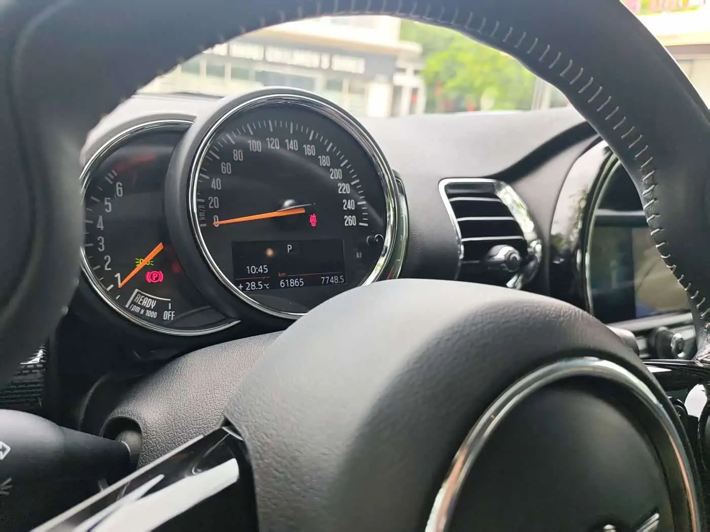 MINI CLUBMAN 2019 — Фото 18/20