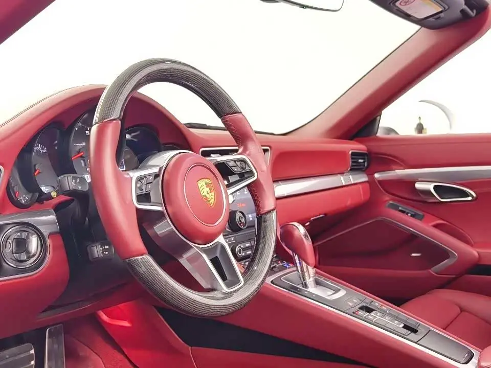 Porsche 911 2019 — Şəkil 10/13