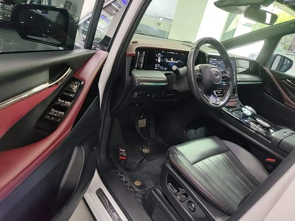 GAC Trumpchi Trumpchi M8 2023 — Şəkil 16/20