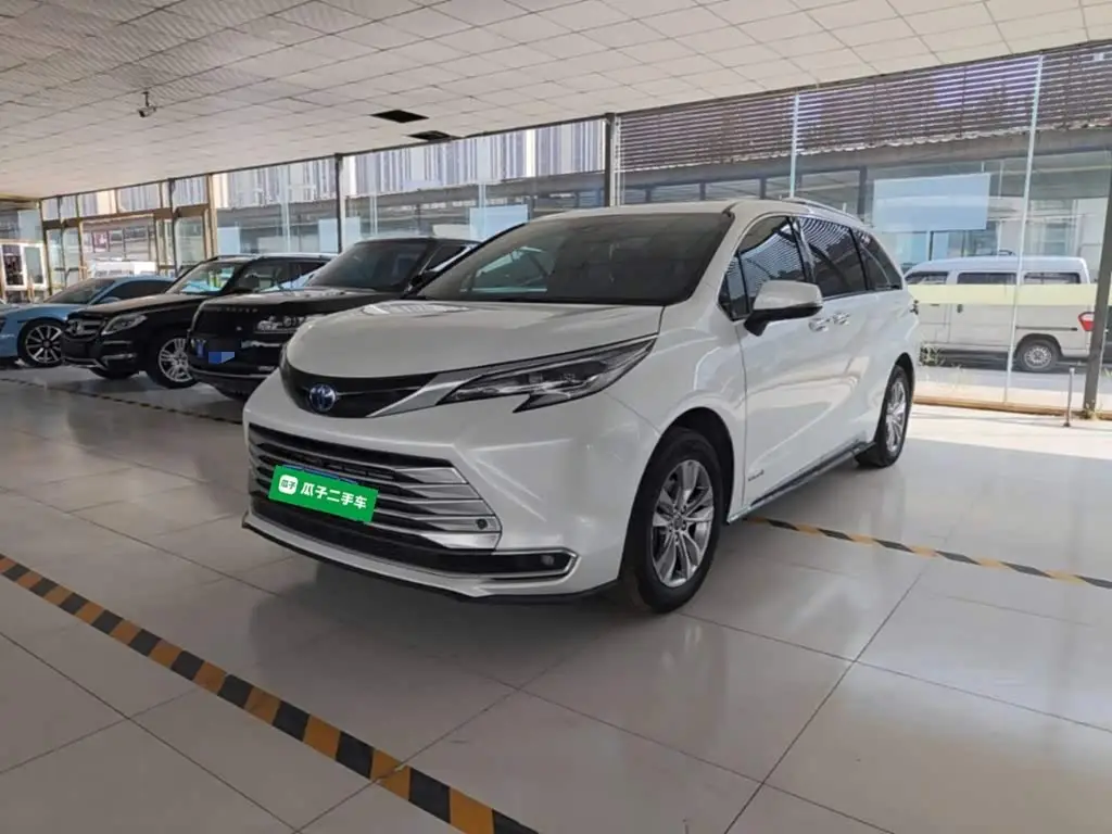 Toyota Sienna, 2022