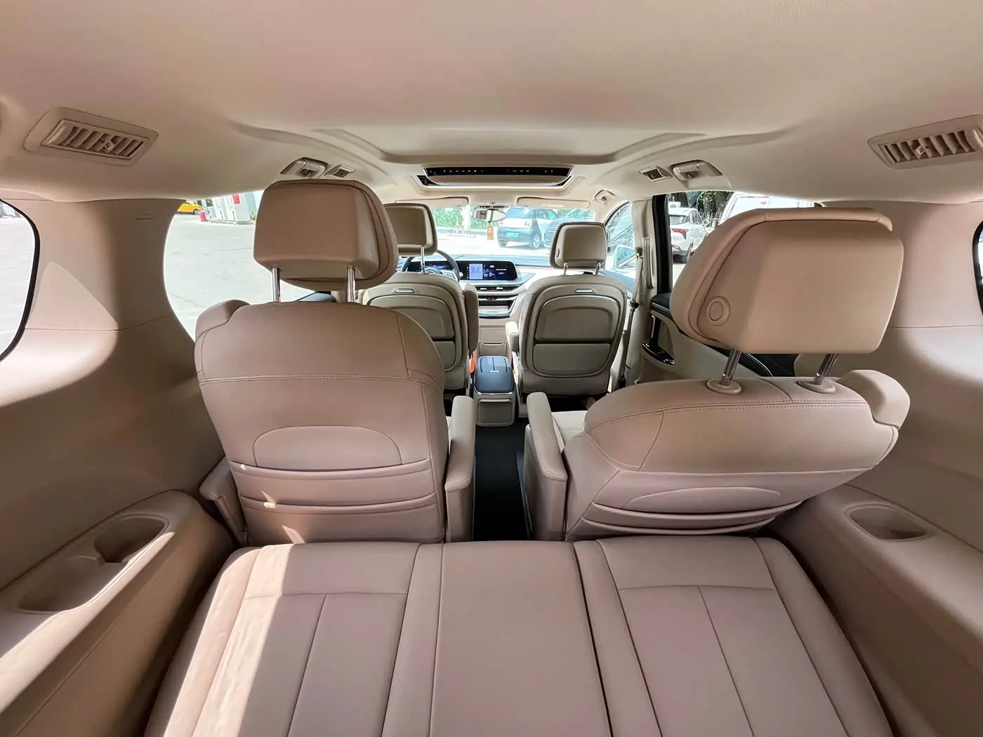 Buick GL8 New Energy 2025 — Photo 20/20