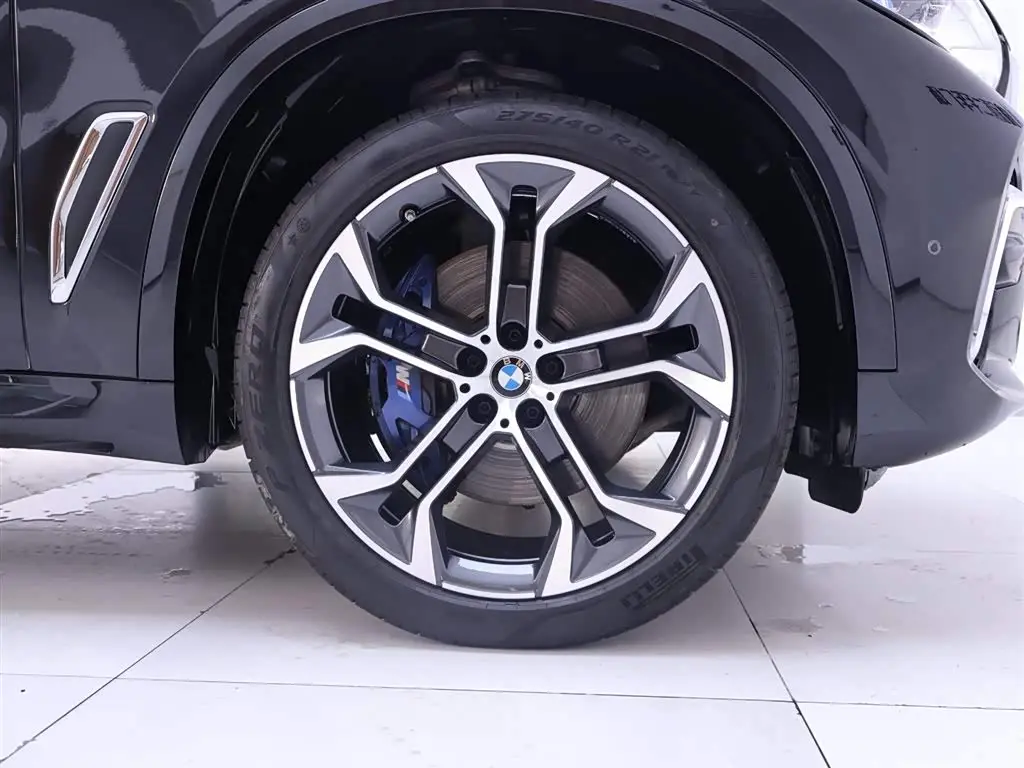 BMW X5 2022 — Photo 6/20