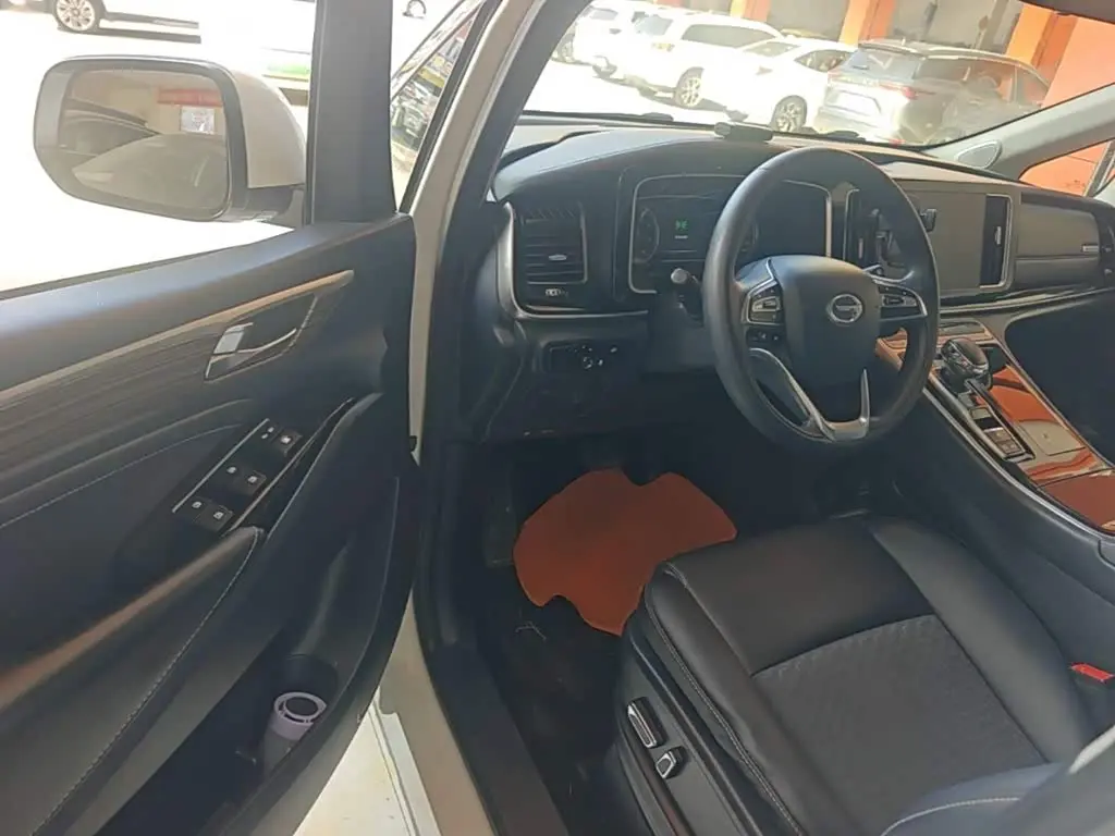 GAC Trumpchi Trumpchi M8 2022 — Фото 16/20